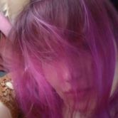fioletowy (violet) kolor włosów dzięki tonerowi La Riche Directions
