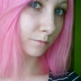 różowy (pink) kolor włosów dzięki tonerowi MANIC PANIC